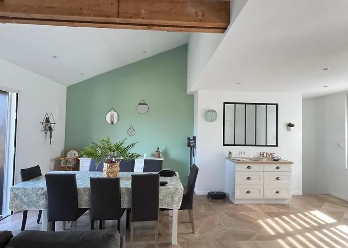 Maison Familiale La Belle Vie Jacuzzi/sauna 度假居 圣吉尔-克鲁瓦德维